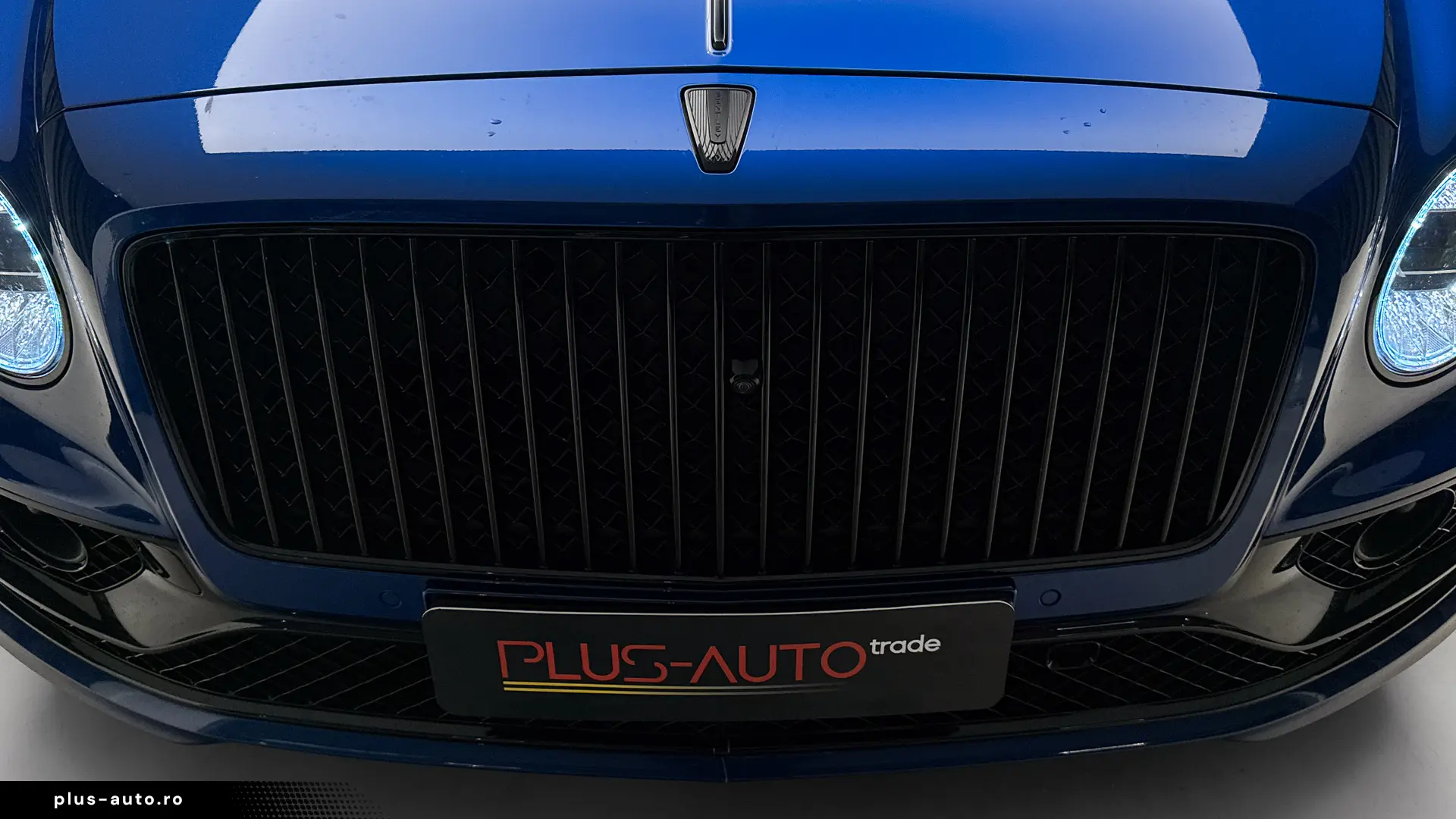 BENTLEY FLYING SPUR V6 2.9 HYBRID – 2023   544 CP