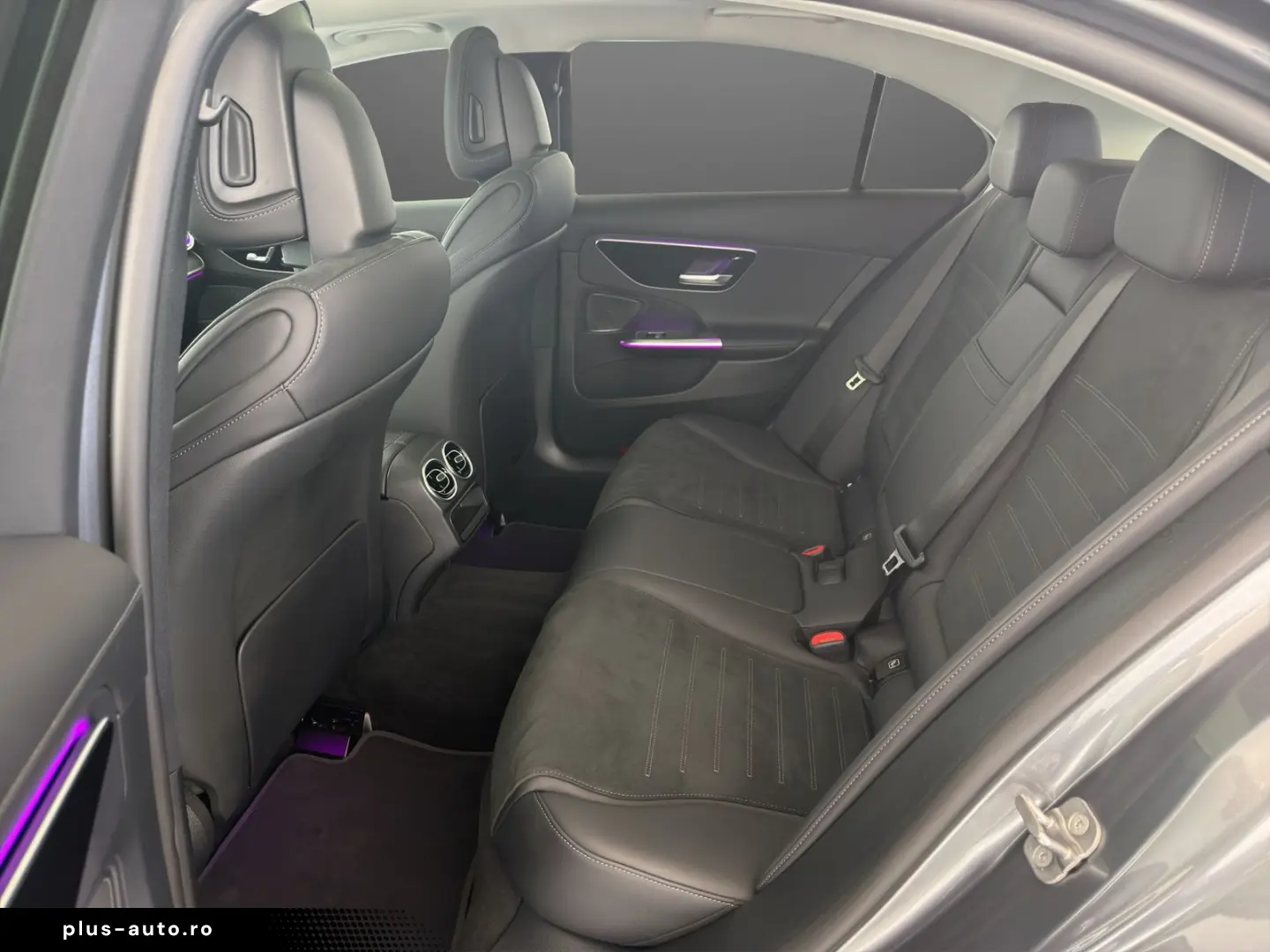 MERCEDES-BENZ C 300 e AMG Line