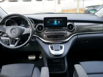 MERCEDES-BENZ V300 d 4MATIC EXTRALANG NIGHT AMG DISTRONIC