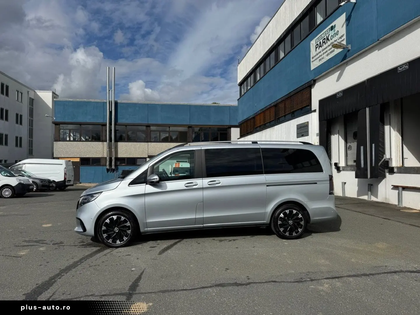 MERCEDES-BENZ V 300d