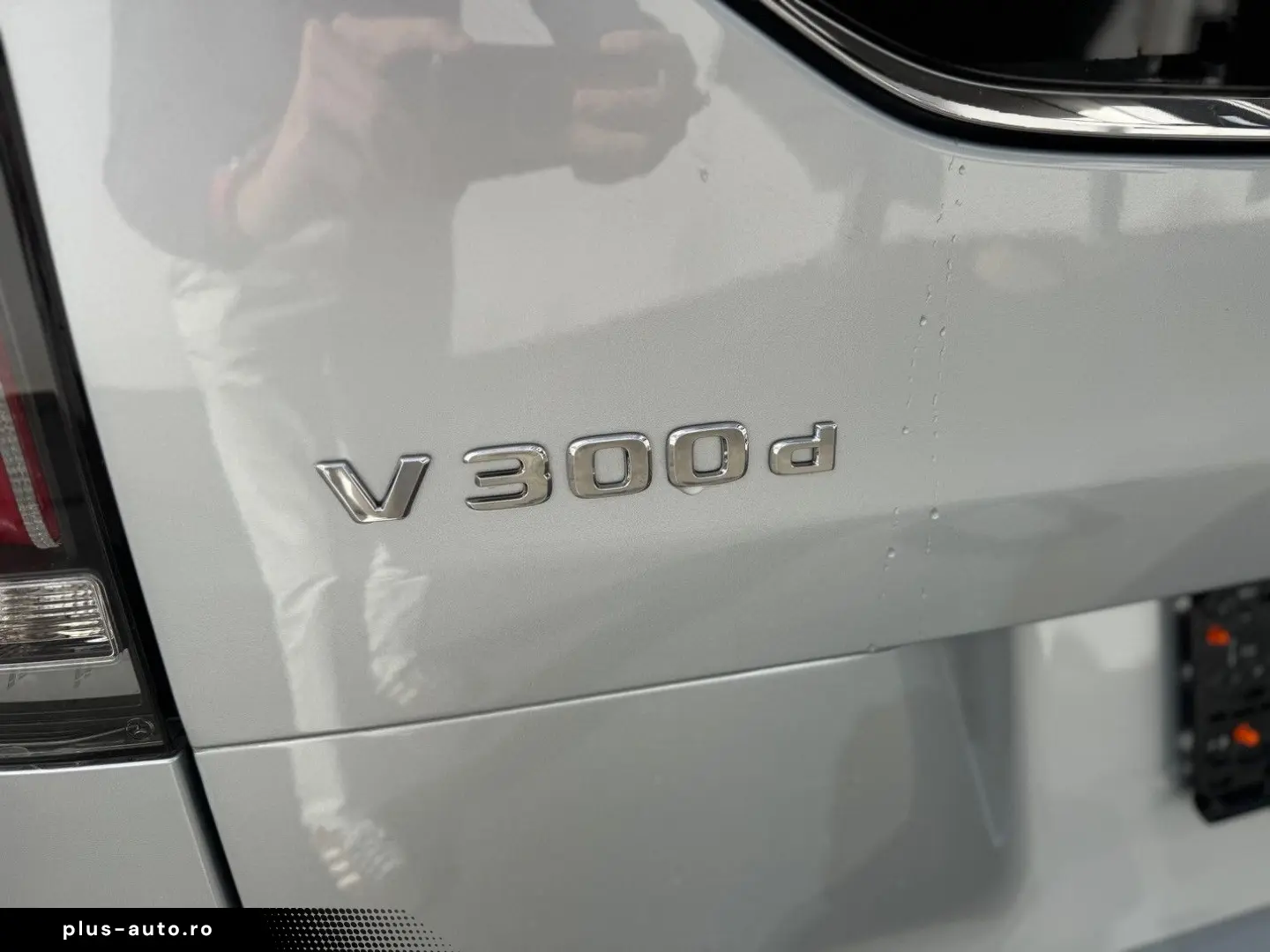 MERCEDES-BENZ V 300d