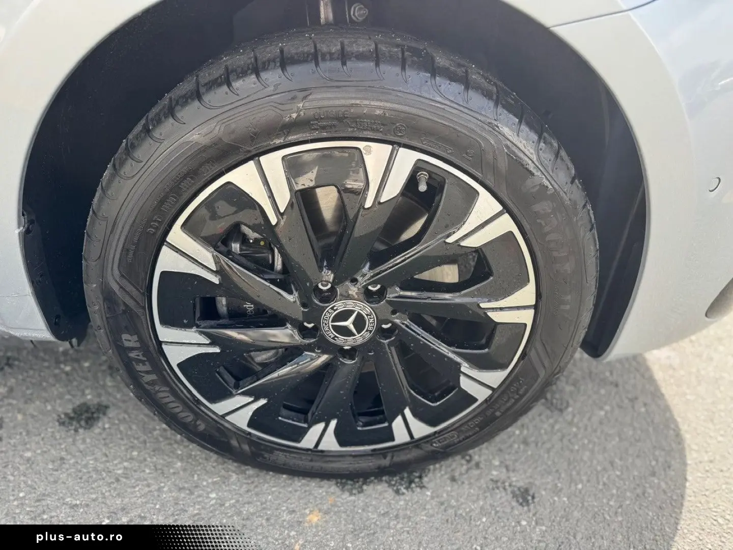 MERCEDES-BENZ V 300d