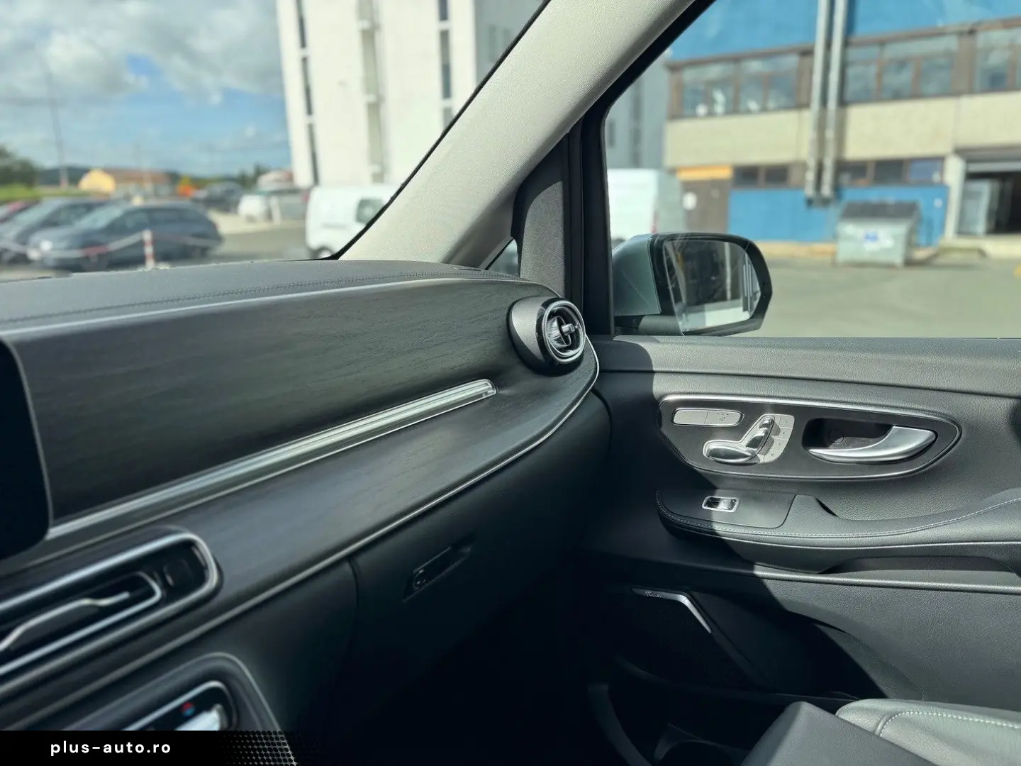 MERCEDES-BENZ V 300d