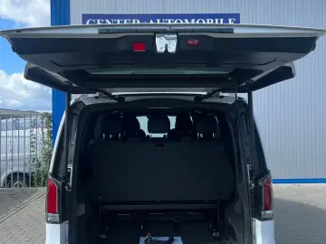 MERCEDES-BENZ V 250 4M LANG AMG LIEGEPAKET AHK 360  FACELIFT
