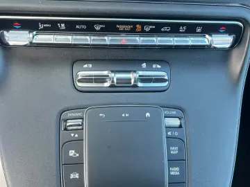 MERCEDES-BENZ V 250 4M LANG AMG LIEGEPAKET AHK 360  FACELIFT