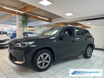 BMW X1 xDrive 20 d Park-Assistent Navi Digitales Coc