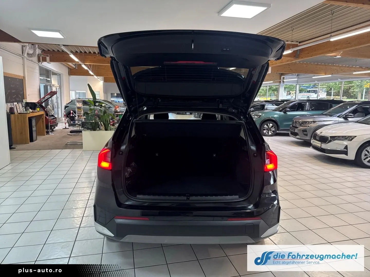 BMW X1 xDrive 20 d Park-Assistent Navi Digitales Coc