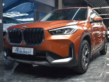 BMW X1 20 d xDrive KAMERA LED AHK ASSIST H&K SHZ