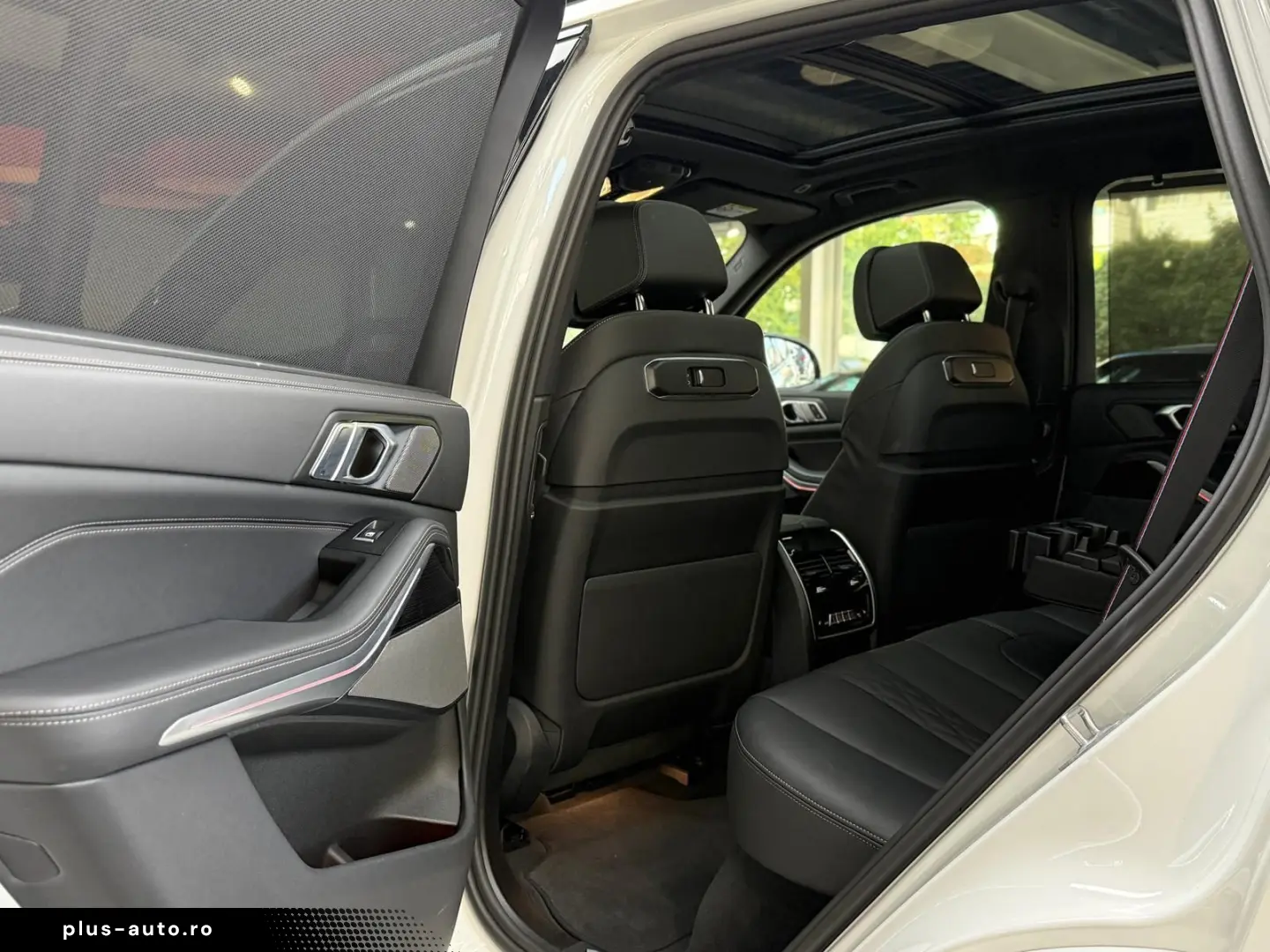 BMW X5 50 e M Sport Pro Pano HuD Massage ACC H&K 22