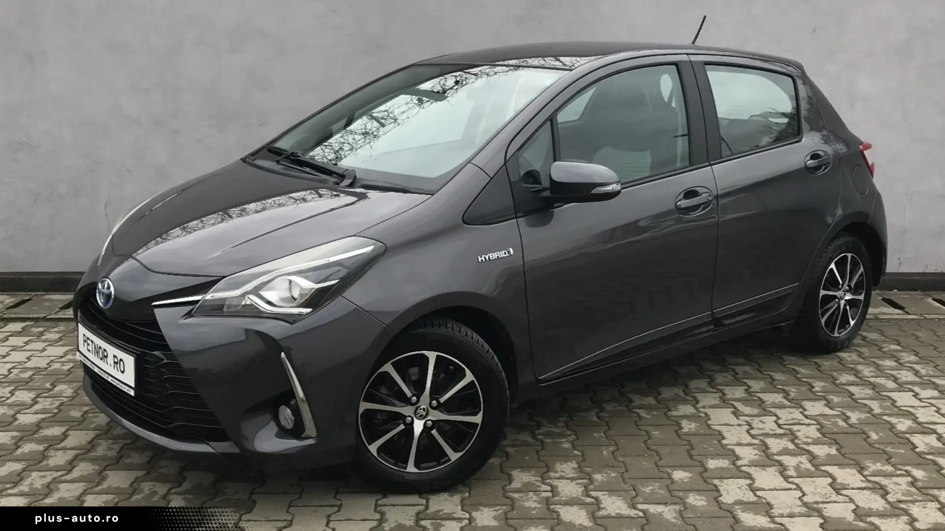 Toyota Yaris ACTIVE Hatchback