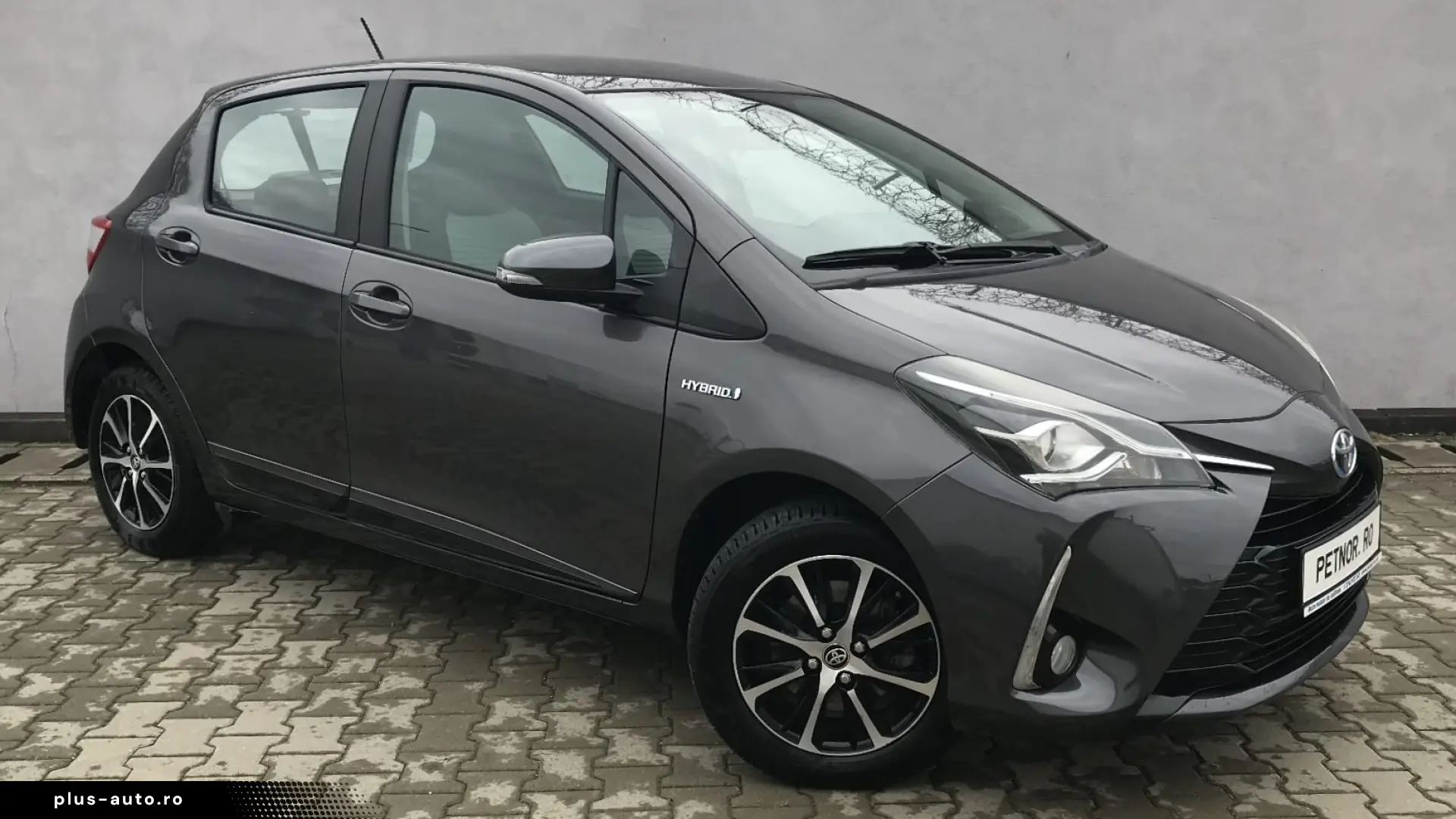 Toyota Yaris ACTIVE Hatchback