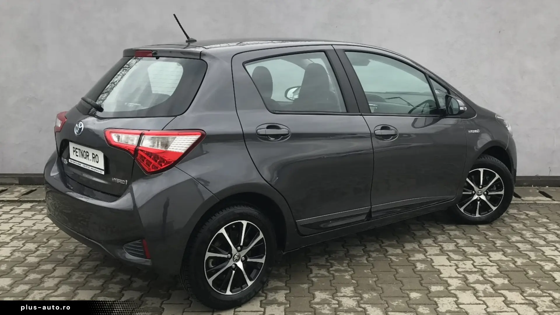 Toyota Yaris ACTIVE Hatchback