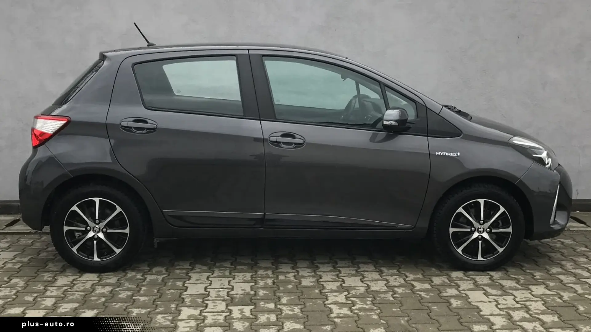Toyota Yaris ACTIVE Hatchback