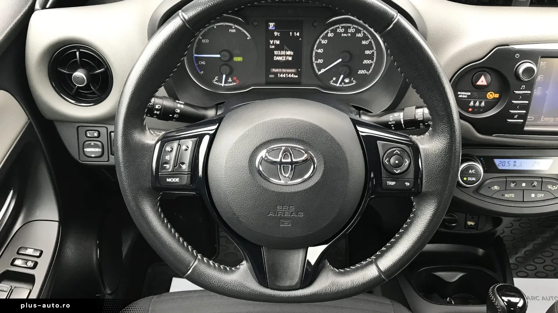 Toyota Yaris ACTIVE Hatchback