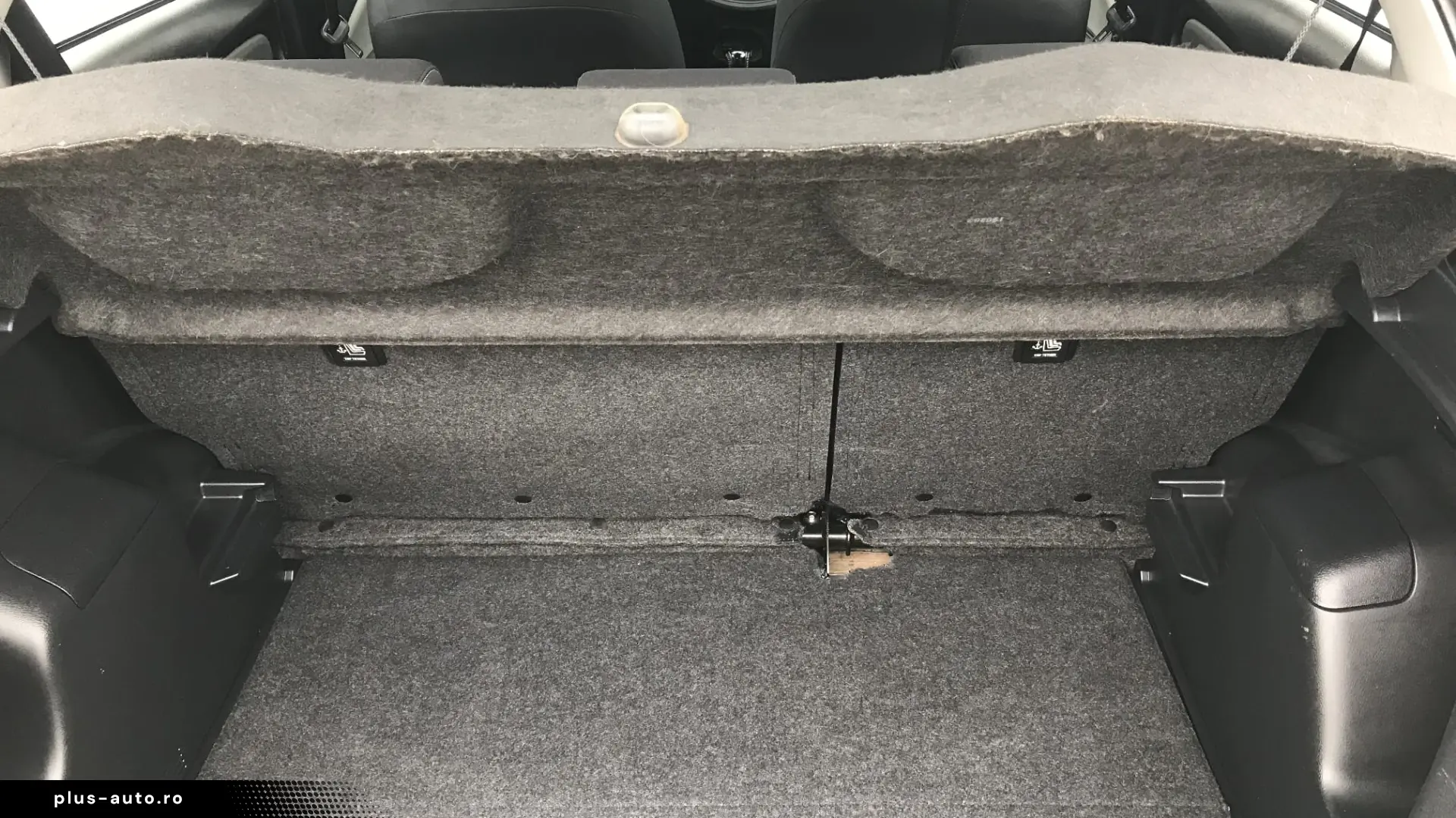 Toyota Yaris ACTIVE Hatchback