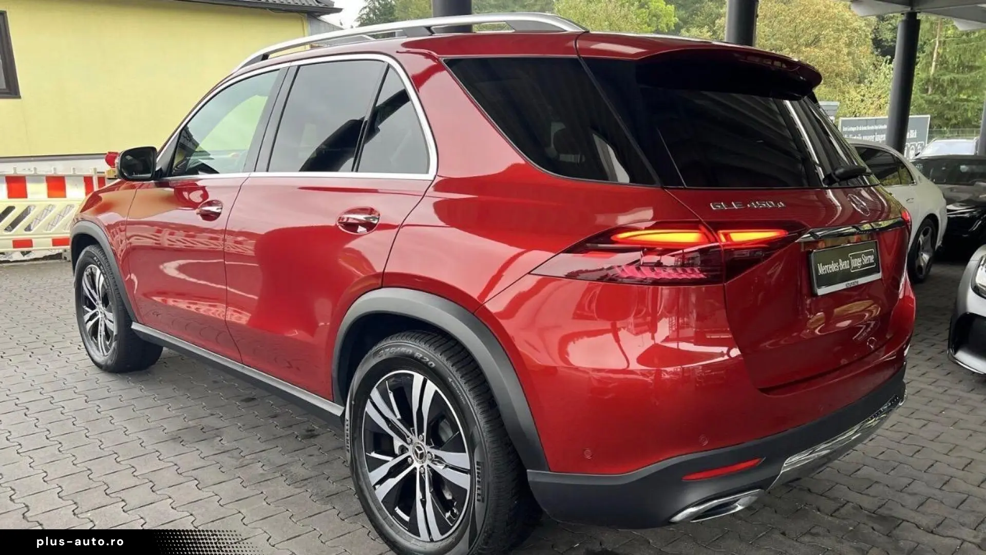 Mercedes-Benz GLE 450 d 4M Pano Burm3D Multibeam 360
