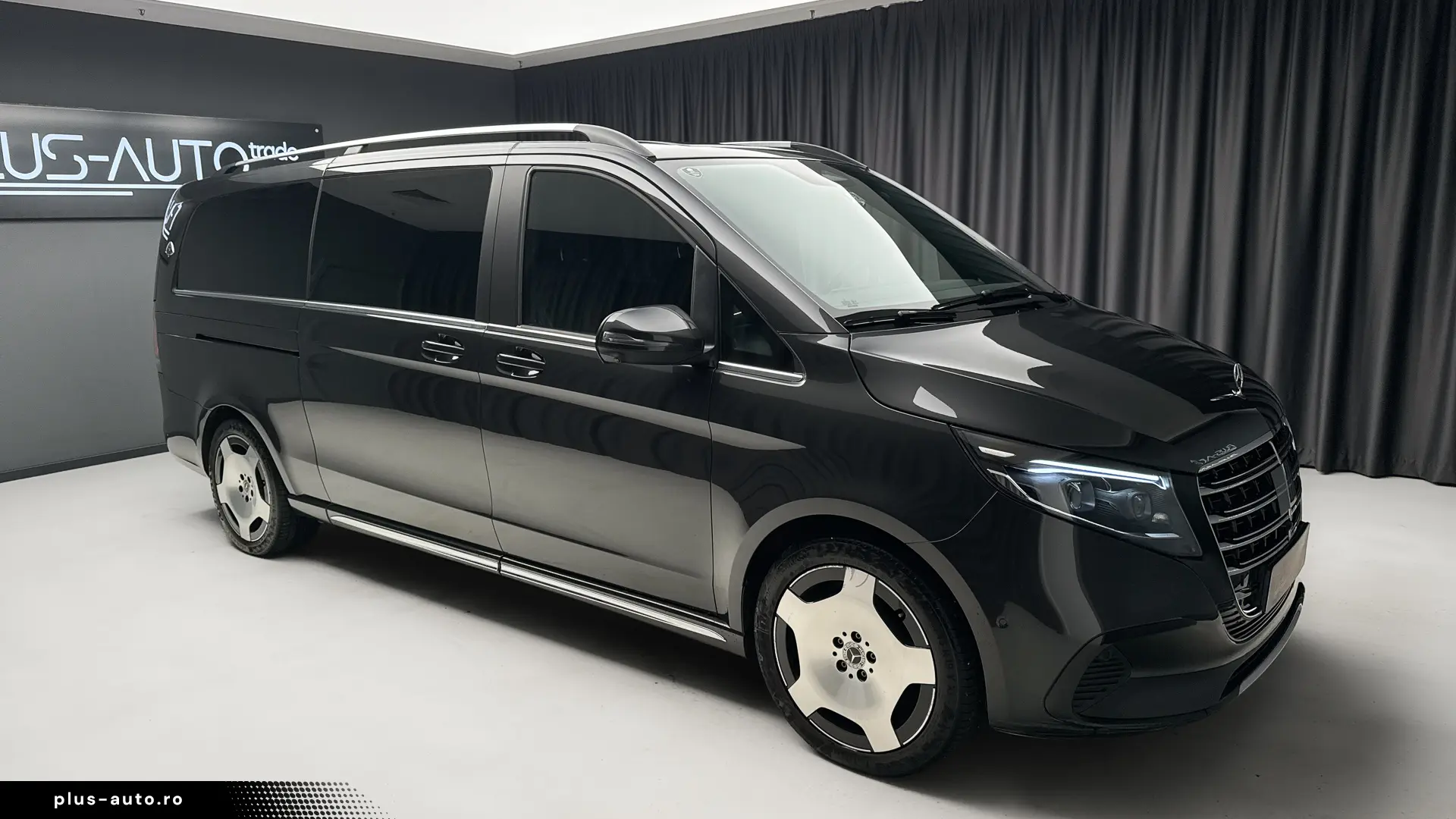 MERCEDES-BENZ V-Class 2025 — imagine 3