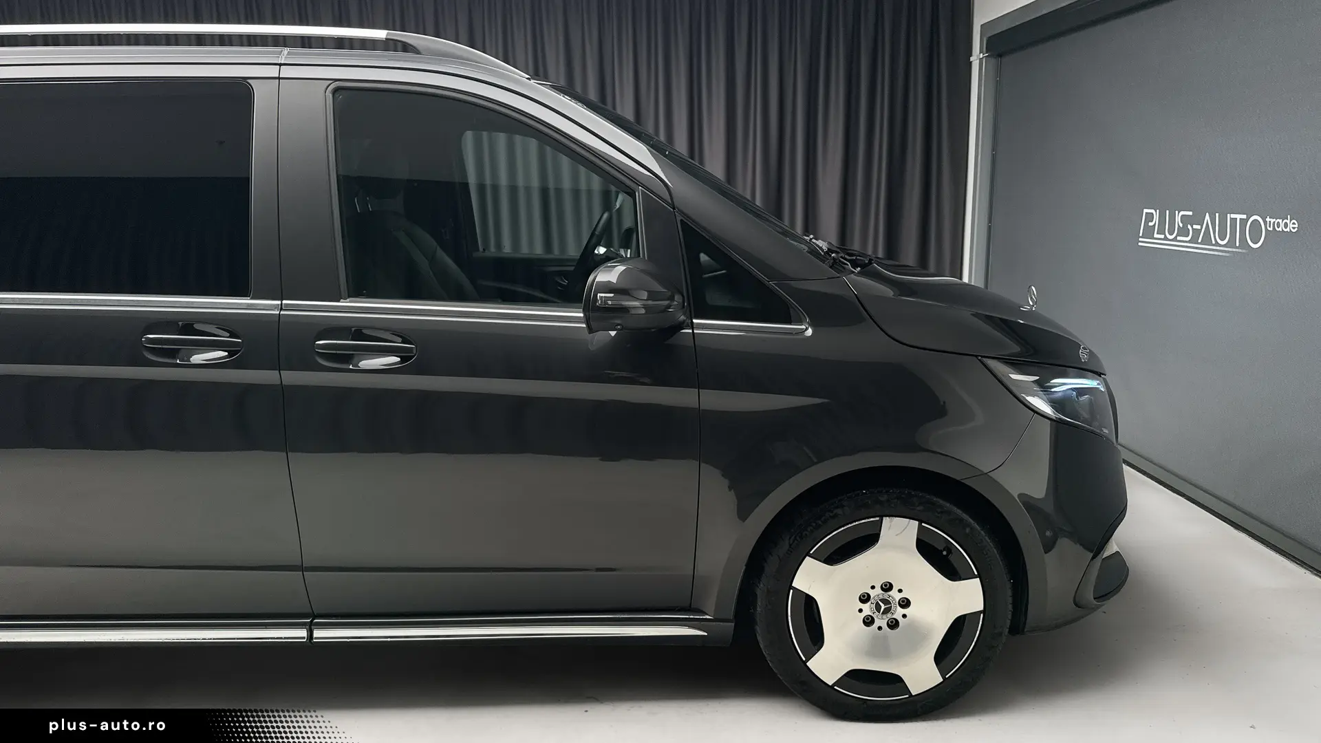 MERCEDES-BENZ V-Class 2025 — imagine 5