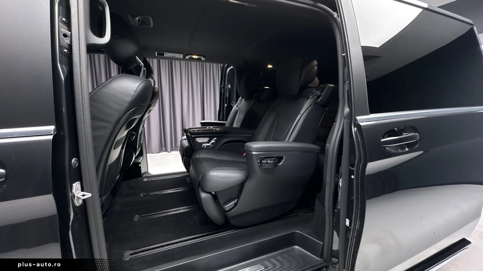 MERCEDES-BENZ V-Class 2025 — imagine 11