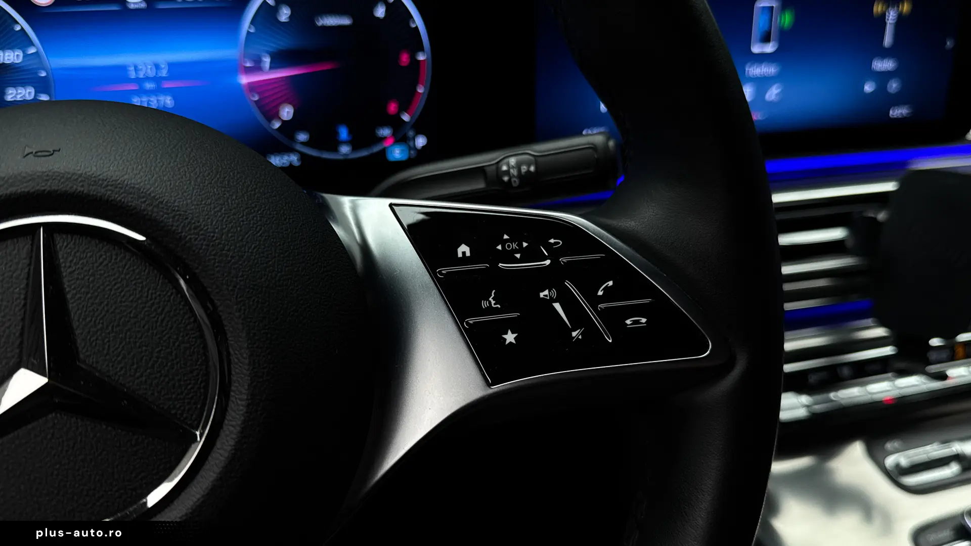 MERCEDES-BENZ V-Class 2025 — imagine 25