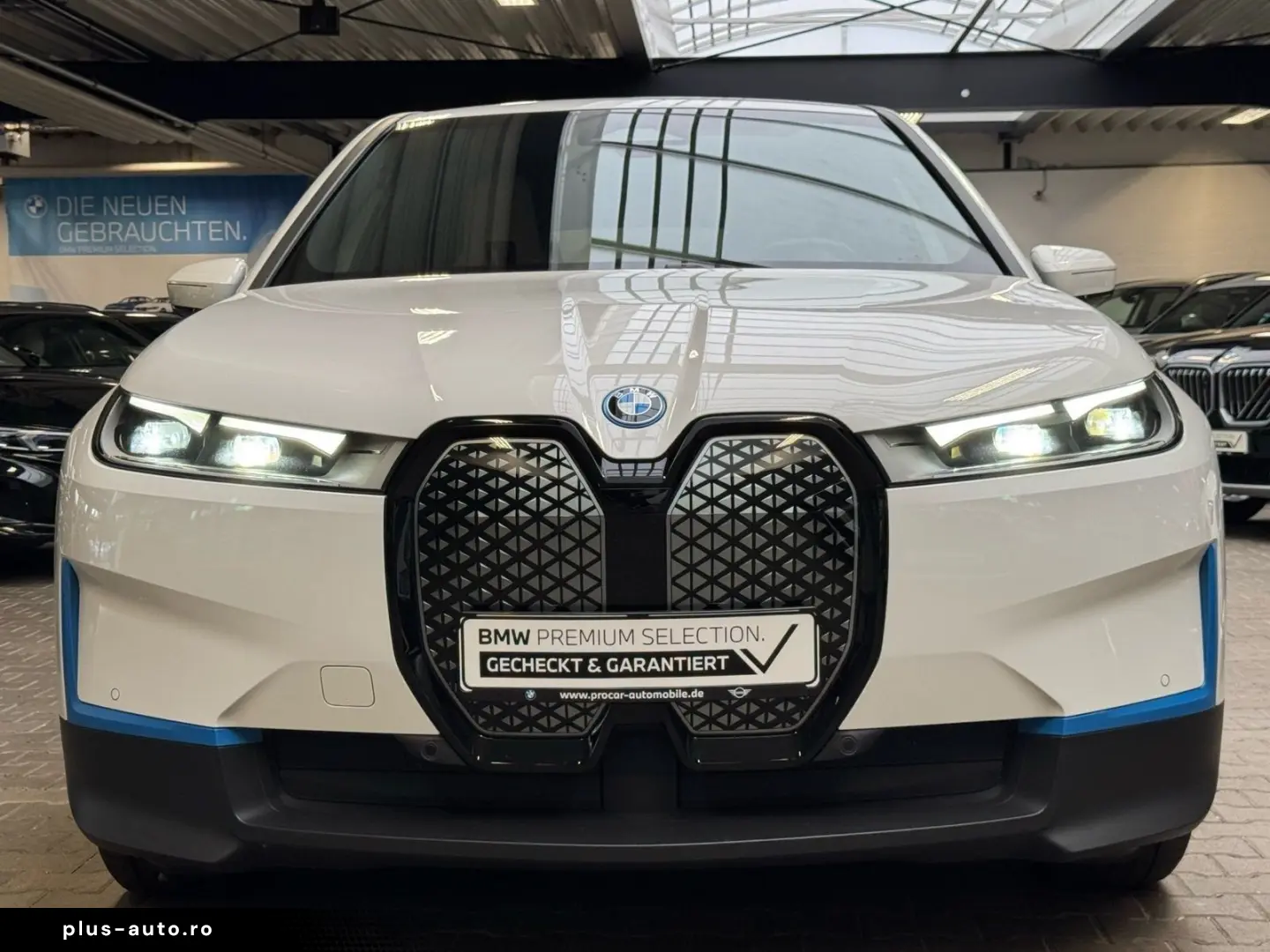 BMW iX xDrive40 LiveProf HuD H K Komfortzugang Shz