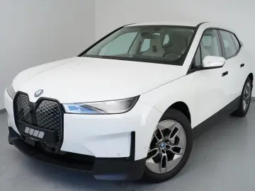 BMW iX xDrive40 AHK H K ACC PDC LASER