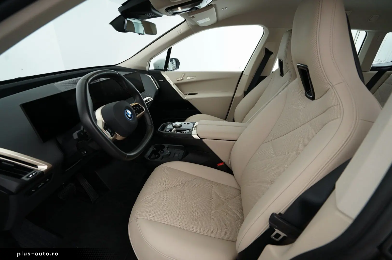 BMW iX xDrive40 AHK H K ACC PDC LASER