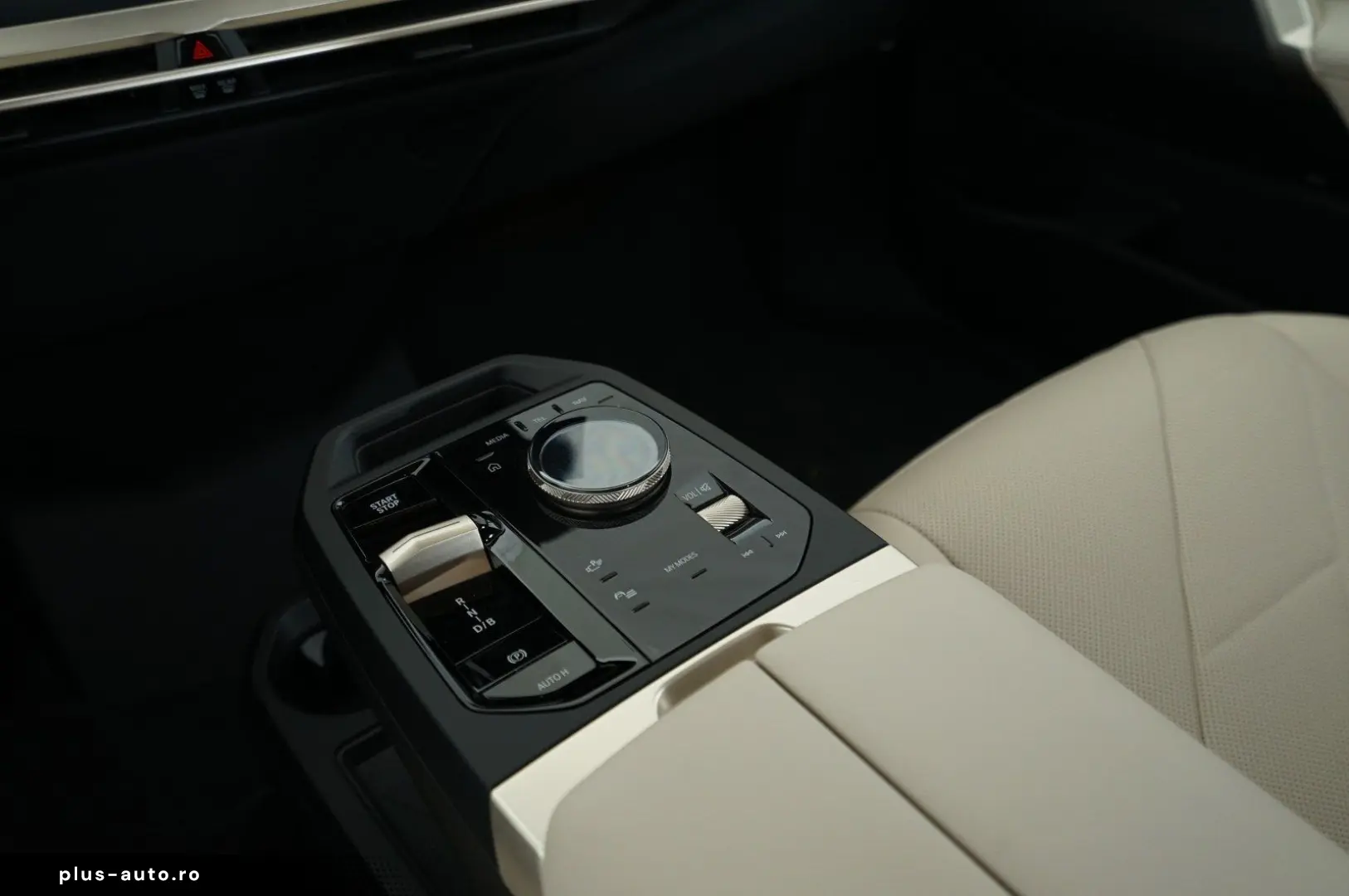 BMW iX xDrive40 AHK H K ACC PDC LASER
