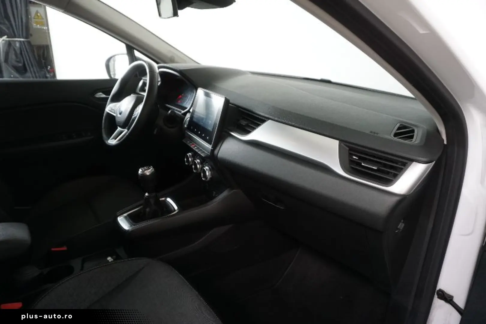 RENAULT CAPTUR 1.3 TCe MHEV 140CP Zen