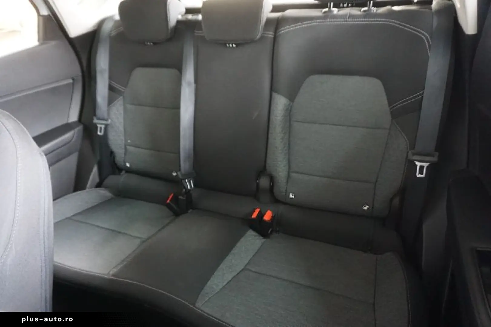 RENAULT CAPTUR 1.3 TCe MHEV 140CP Zen