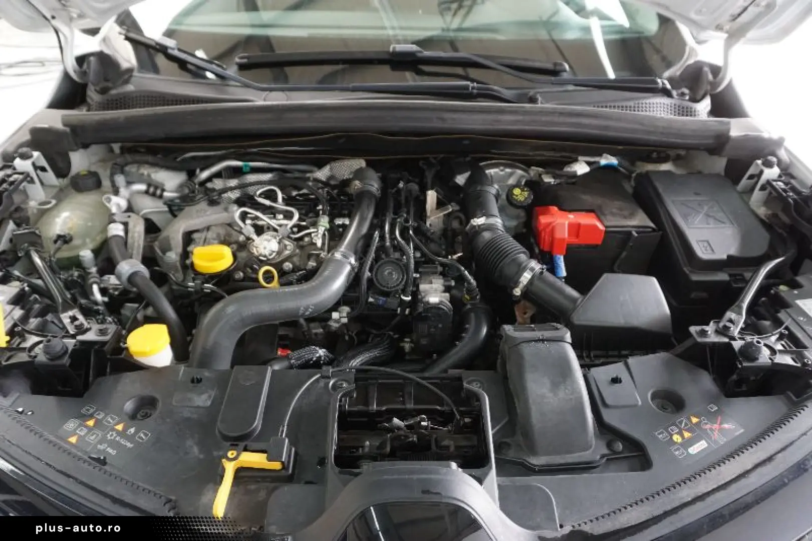 RENAULT CAPTUR 1.3 TCe MHEV 140CP Zen