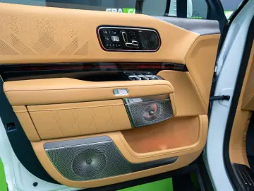 ZEEKR 9X ULTRA 70 Kwh AVAILABLE IMMEDIATELY FROM STOCK