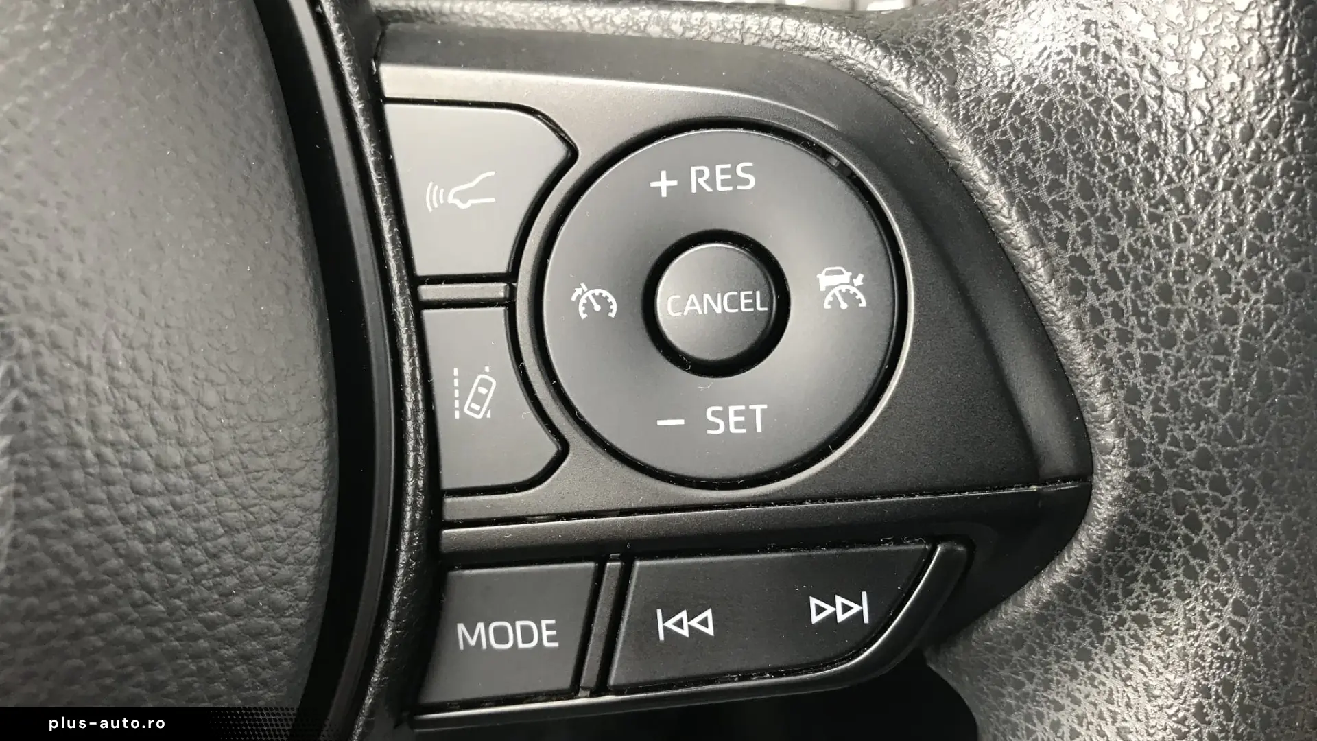 Toyota Corolla 1.8 HSD Eco