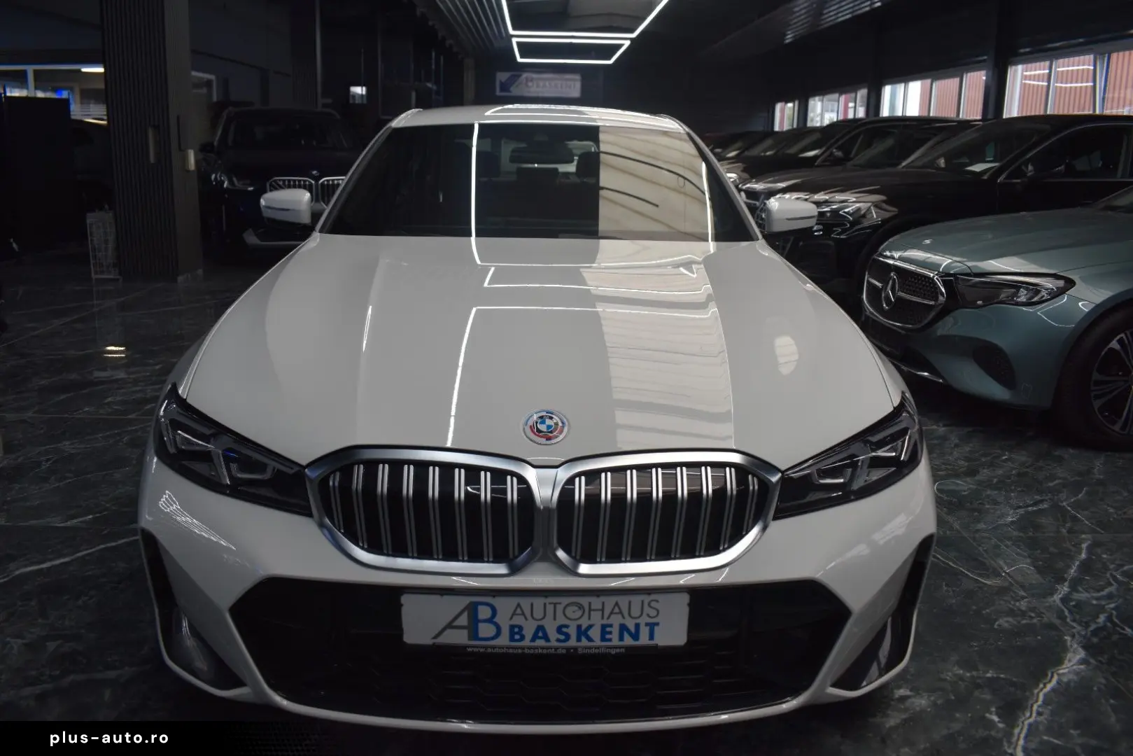 BMW Seria 3 2023 — imagine 5