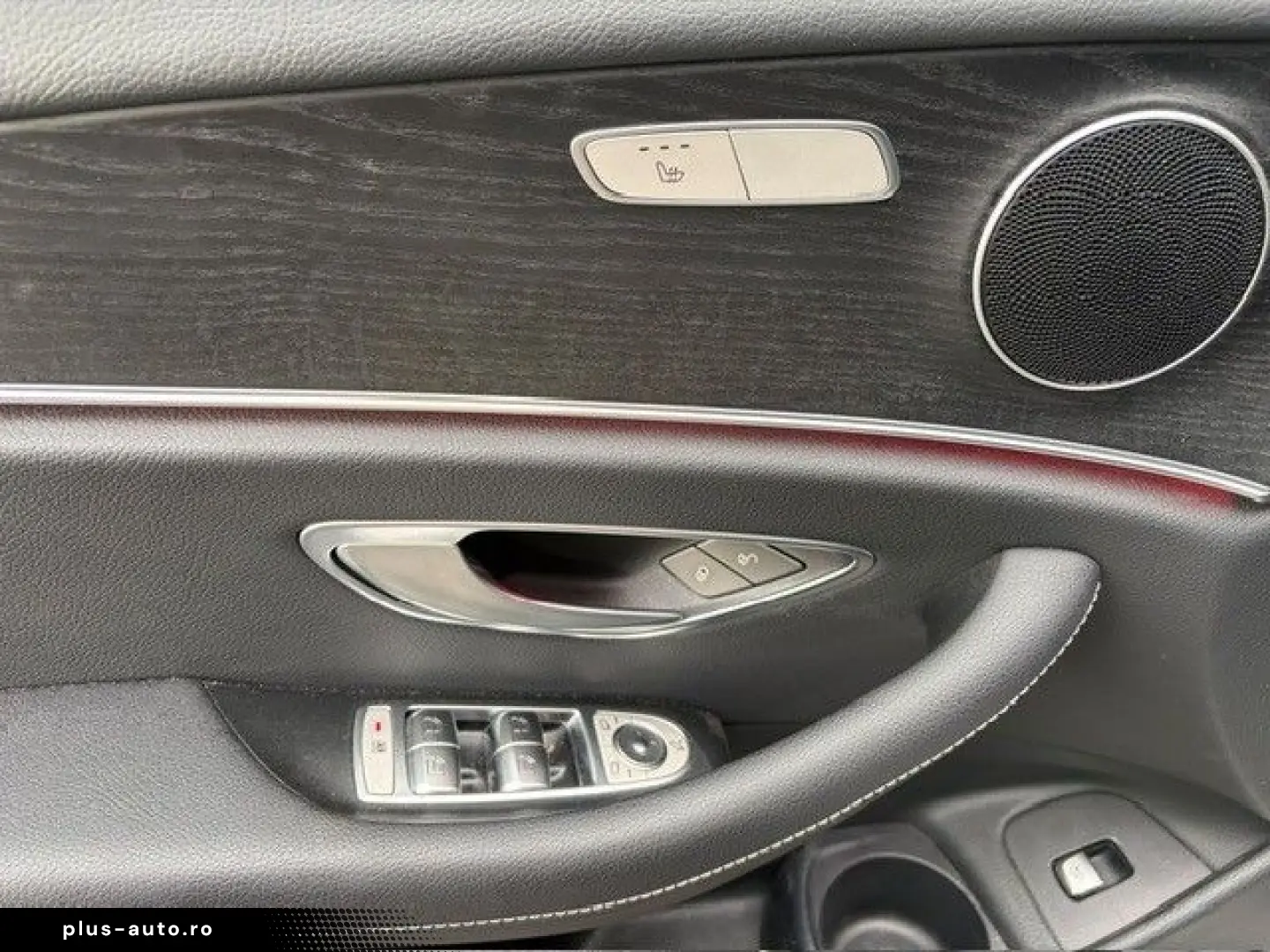 MERCEDES-BENZ E 220 d Autom. AHK Panoramadach