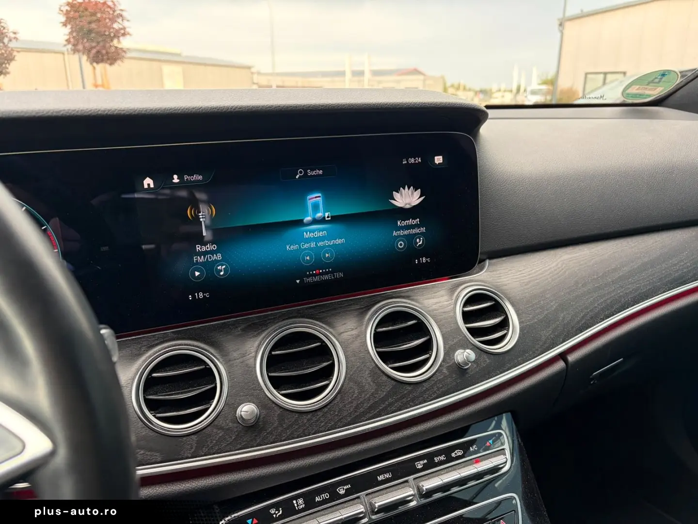 MERCEDES-BENZ E 220 d Autom. AHK Panoramadach