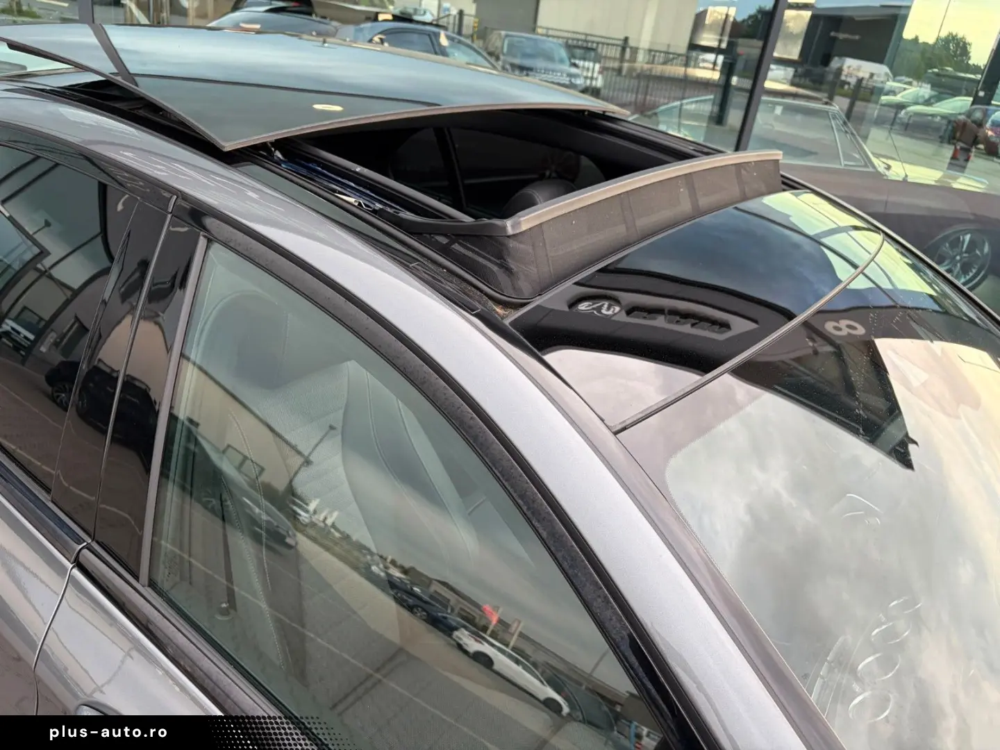 MERCEDES-BENZ E 220 d Autom. AHK Panoramadach