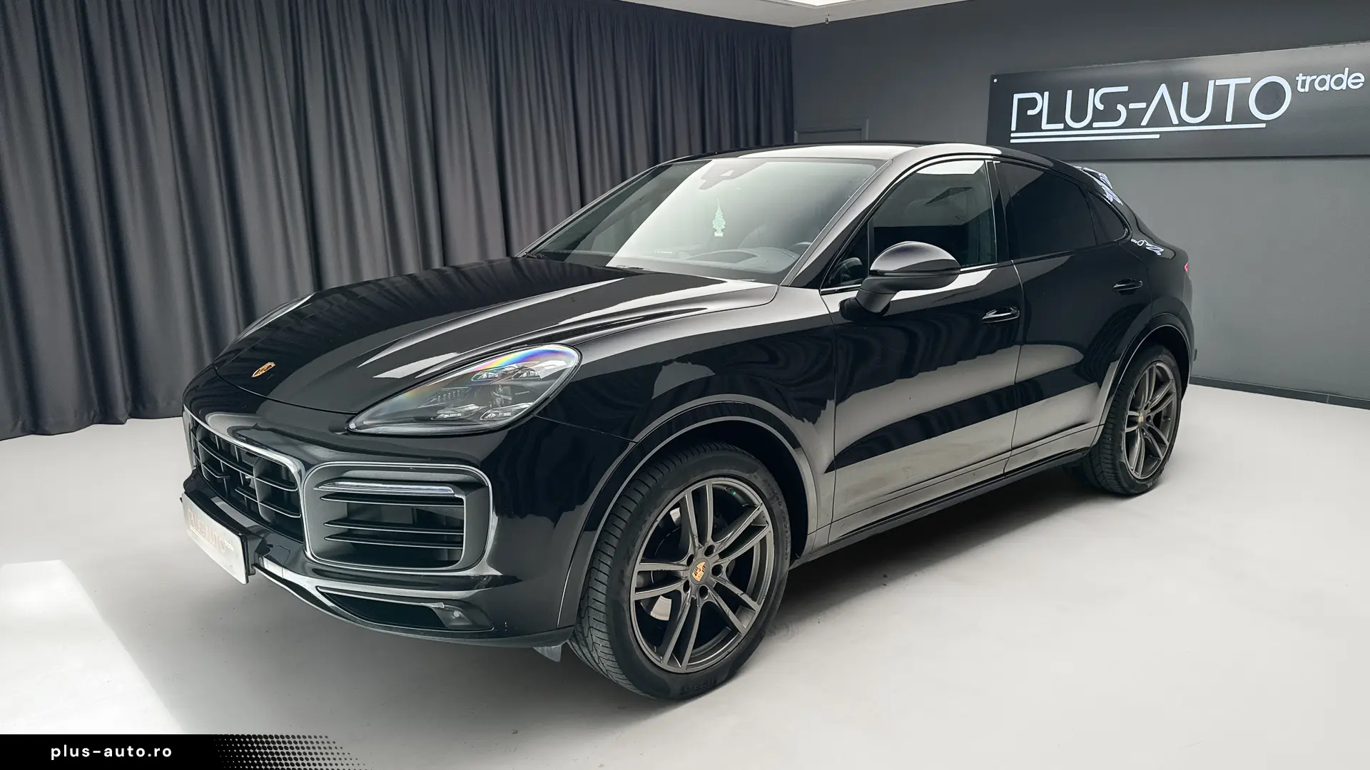 Porsche Cayenne Coupe Pano Matrix
