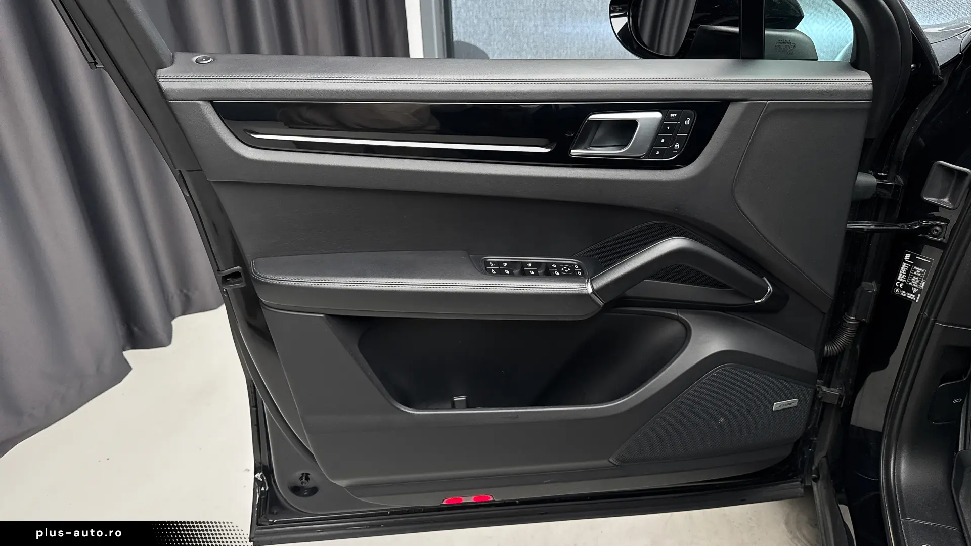 Porsche Cayenne Coupe Pano Matrix