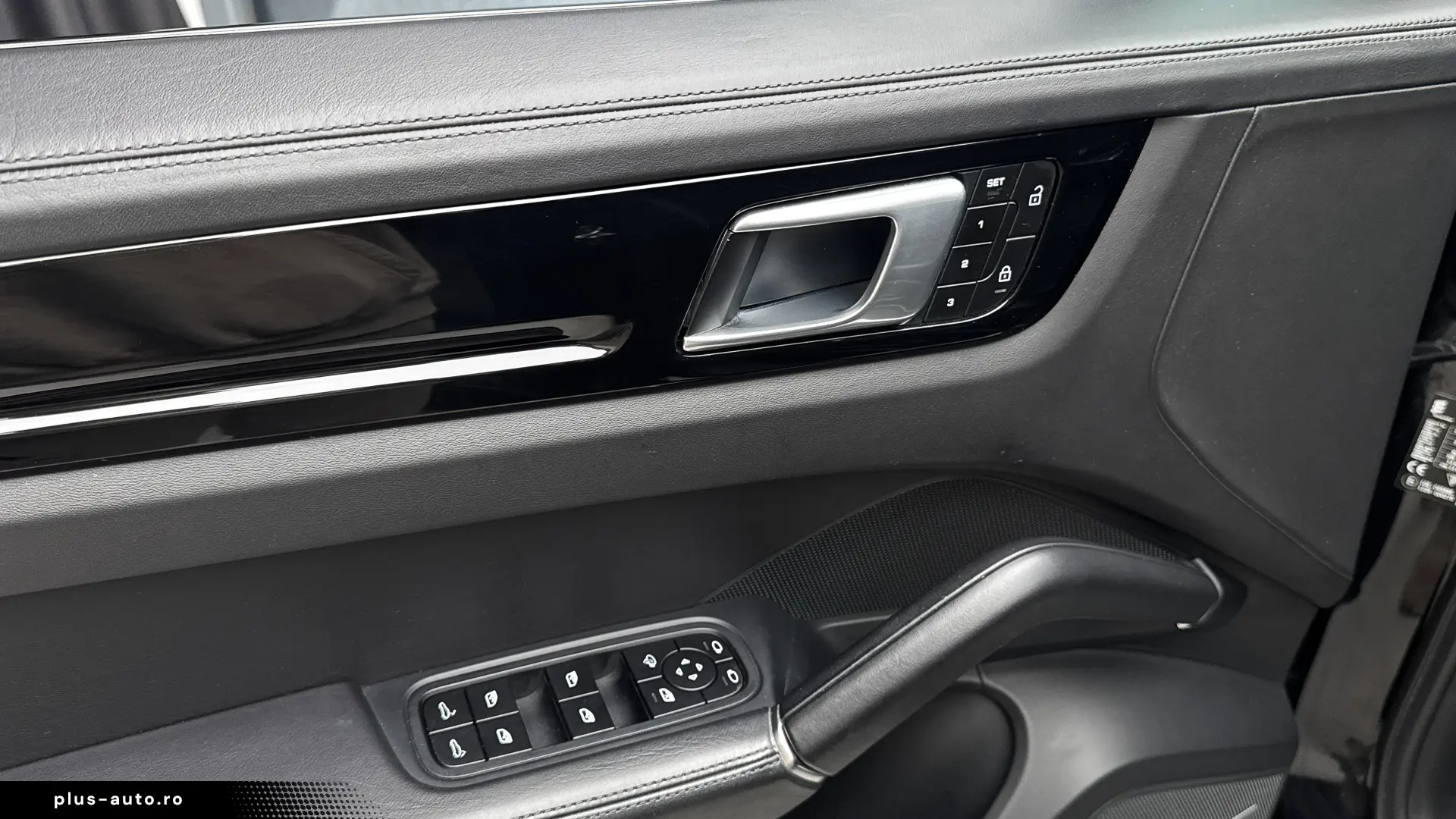 Porsche Cayenne Coupe Pano Matrix