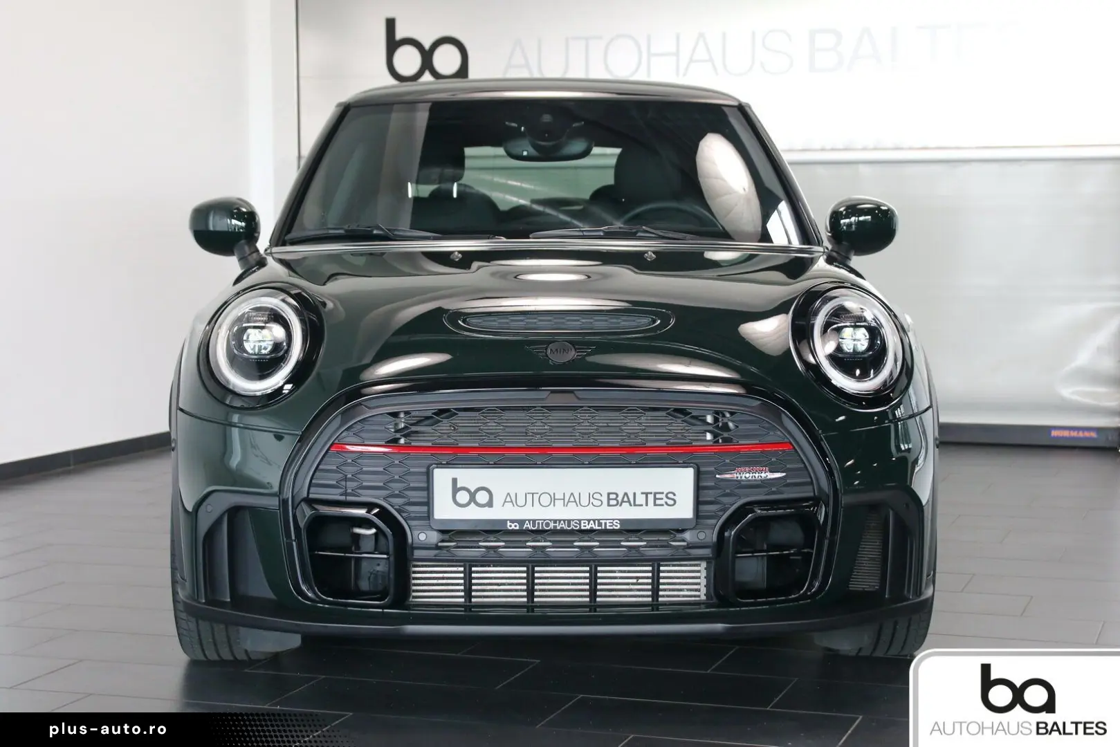 MINI JCW 17  Pano Park HuD Navi LED Kam BlackAutom.