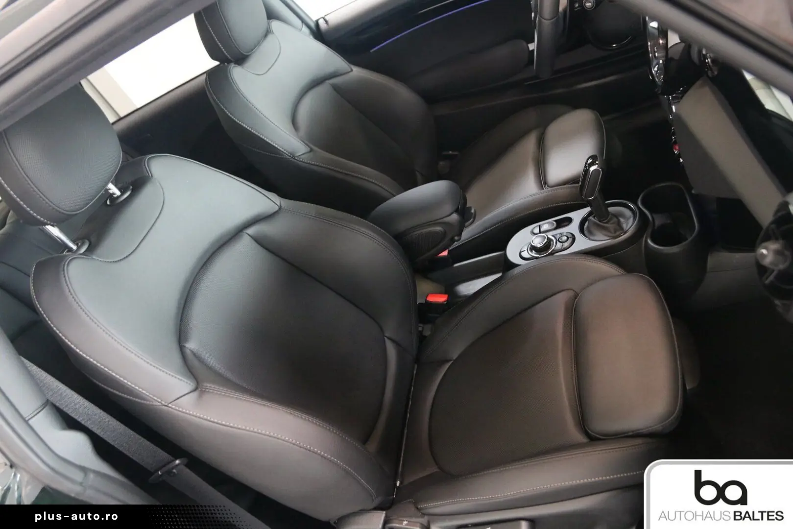 MINI JCW 17  Pano Park HuD Navi LED Kam BlackAutom.