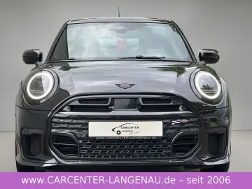 MINI Cooper S John Cooper Works Trim