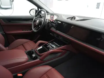 Porsche Cayenne Coupe Black Edition SportDesign