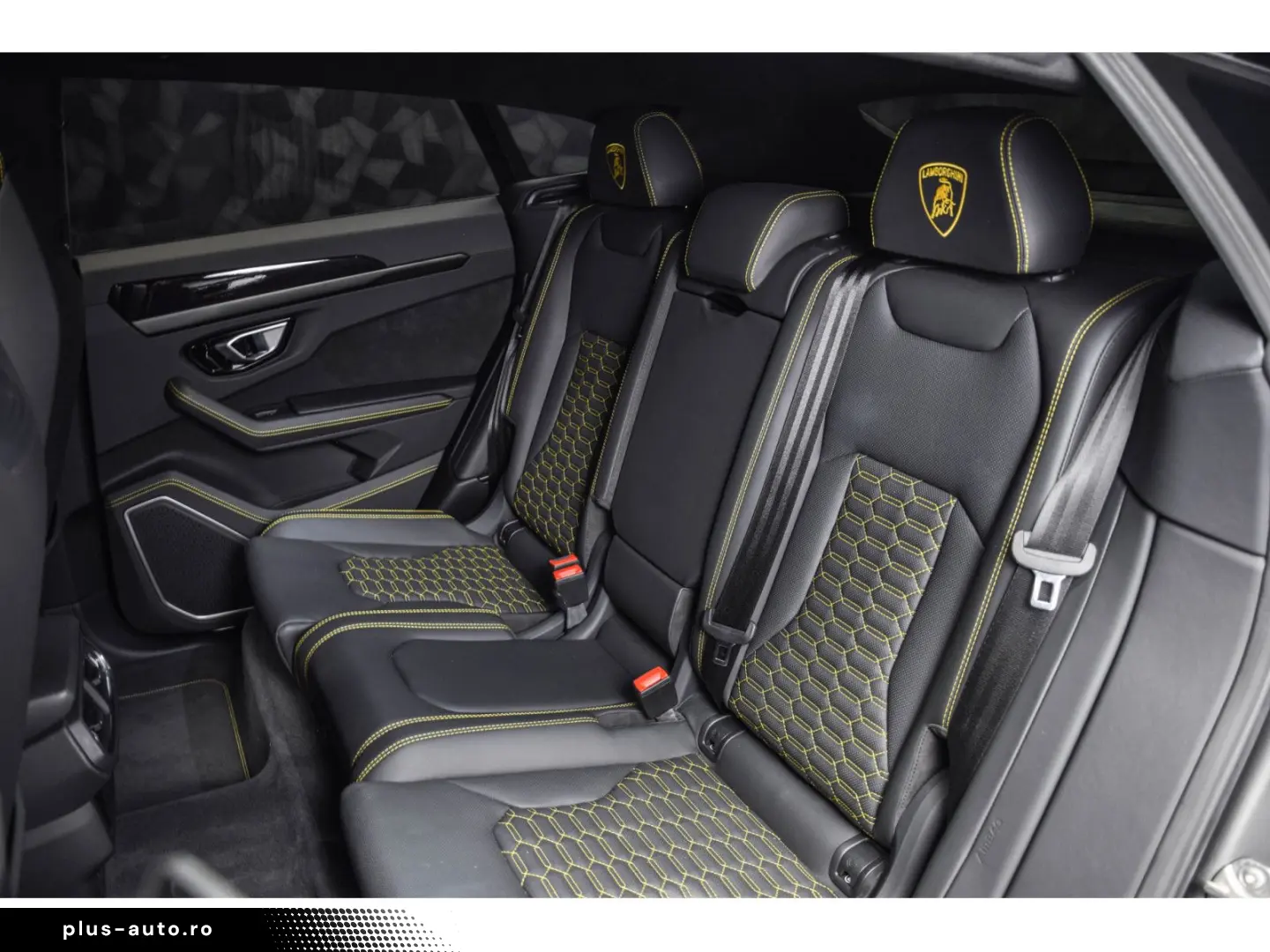 LAMBORGHINI Urus V8 AKRAPOVIC - GRIGIO KERES
