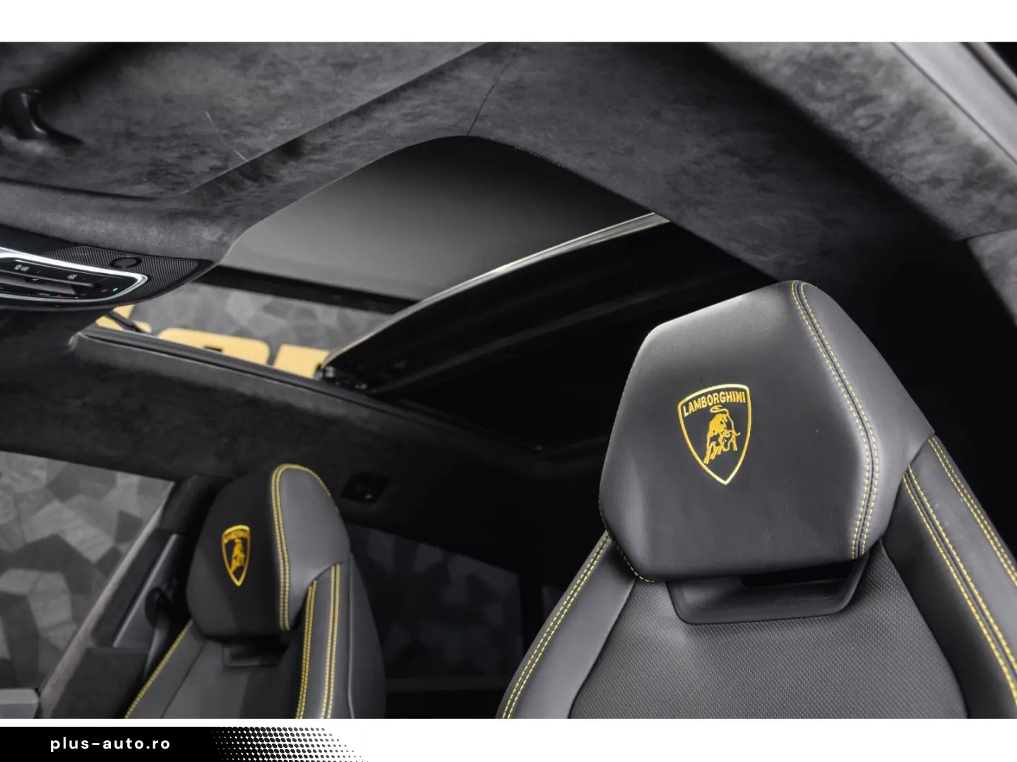 LAMBORGHINI Urus V8 AKRAPOVIC - GRIGIO KERES