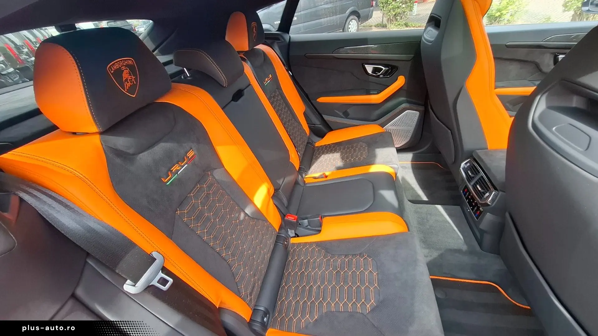 LAMBORGHINI Urus 4.0 V8 Autom. NEUWERTIG!