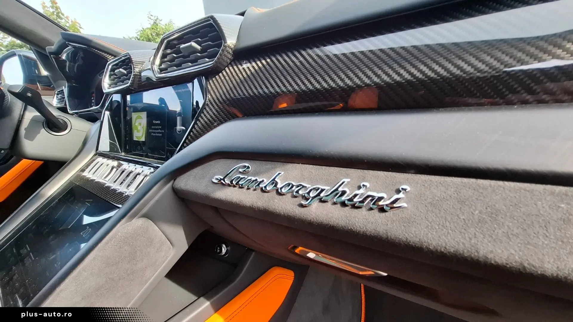 LAMBORGHINI Urus 4.0 V8 Autom. NEUWERTIG!