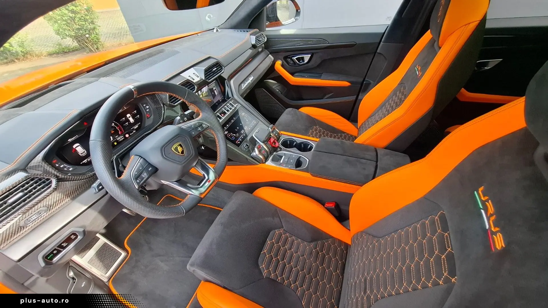 LAMBORGHINI Urus 4.0 V8 Autom. NEUWERTIG!