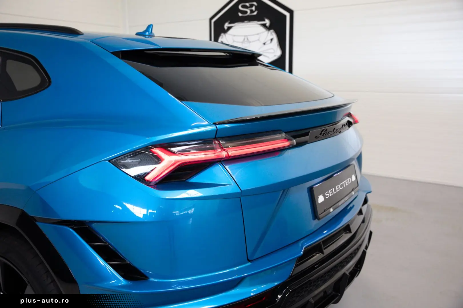 LAMBORGHINI URUS S NO VAT PANO BANG&OLUFSEN MASSAGE 23